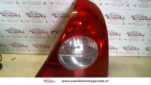 Used Taillight, right Renault Clio II Societe (SB) 1.5 dCi 65 Price on request offered by Autodemontage M.J. Rutte B.V.