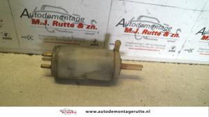 Used Windscreen washer pump Mercedes 200 - 500 Price on request offered by Autodemontage M.J. Rutte B.V.
