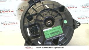 Gebrauchte Heizung Belüftungsmotor Ford Mondeo III 2.0 TDCi 130 16V Preis auf Anfrage angeboten von Autodemontage M.J. Rutte B.V.