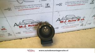 Gebrauchte Spiegel Schalter Ford Mondeo III 2.0 TDCi 130 16V Preis auf Anfrage angeboten von Autodemontage M.J. Rutte B.V.