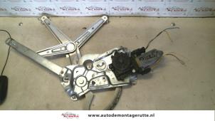 Used Window mechanism 4-door, front right BMW 3 serie Touring (E36/3) 316i Price on request offered by Autodemontage M.J. Rutte B.V.