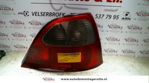 Używane Tylne swiatlo pozycyjne prawe Rover 25 1.4 16V Cena na żądanie oferowane przez Autodemontage M.J. Rutte B.V.
