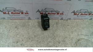 Used Electric window switch Mercedes C-Klasse Price on request offered by Autodemontage M.J. Rutte B.V.
