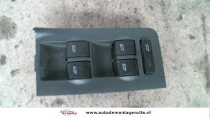 Gebrauchte Kombischalter Fenster Audi A6 (C5) 2.4 V6 30V Preis auf Anfrage angeboten von Autodemontage M.J. Rutte B.V.