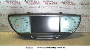 Usados Cuentakilómetros Lancia Phedra 2.0 16V Precio de solicitud ofrecido por Autodemontage M.J. Rutte B.V.
