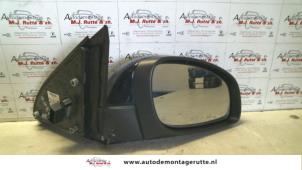 Usados Retrovisor externo derecha Opel Signum (F48) 2.2 DGI 16V Precio de solicitud ofrecido por Autodemontage M.J. Rutte B.V.