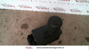 Used Central door locking module Mercedes C-Klasse Price on request offered by Autodemontage M.J. Rutte B.V.