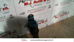 Usados Inyector (inyección de gasolina) Ford Fiesta 4 1.3i Precio de solicitud ofrecido por Autodemontage M.J. Rutte B.V.