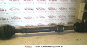 Used Front drive shaft, right Nissan Almera (N15) 1.4 LX,GX,S 16V Price on request offered by Autodemontage M.J. Rutte B.V.