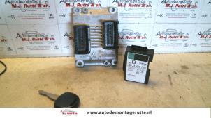 Gebrauchte Zündschloss + Schlüssel Opel Agila (A) 1.0 12V Preis auf Anfrage angeboten von Autodemontage M.J. Rutte B.V.