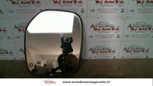 Używane Szyba lusterka lewego Citroen Berlingo Cena na żądanie oferowane przez Autodemontage M.J. Rutte B.V.