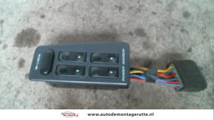 Used Multi-functional window switch Kia Sephia (FA/FB22) 1.6i Price on request offered by Autodemontage M.J. Rutte B.V.