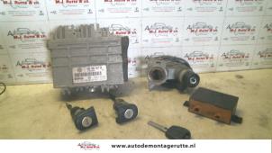 Used Set of cylinder locks (complete) Seat Arosa (6H1) 1.0 MPi Price on request offered by Autodemontage M.J. Rutte B.V.