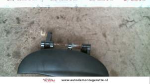 Used Rear door handle 4-door, right Hyundai Atos 1.0 12V Price on request offered by Autodemontage M.J. Rutte B.V.
