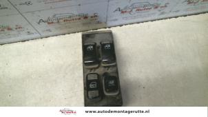 Used Multi-functional window switch Kia Carnival 2 (FIB/FLD) 2.9 HPDi 16V Price on request offered by Autodemontage M.J. Rutte B.V.