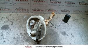 Used Tank float BMW 5 serie (E39) 523i 24V Price on request offered by Autodemontage M.J. Rutte B.V.