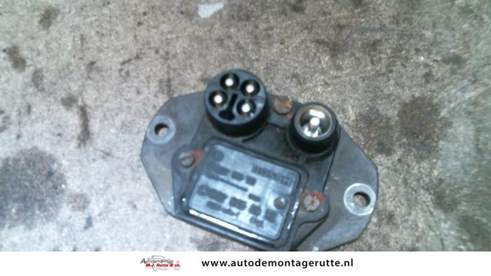 Używane Modul zaplonowy Mercedes 190E/D Cena € 50,00 Procedura marży oferowane przez Autodemontage M.J. Rutte B.V.