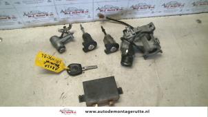 Used Set of cylinder locks (complete) Seat Arosa (6H1) 1.0 MPi Price on request offered by Autodemontage M.J. Rutte B.V.
