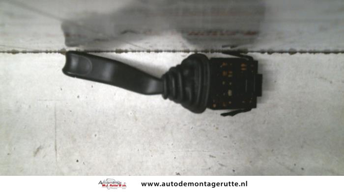 Commutateur feu clignotant d'un Opel Combo (Corsa C) 1.3 CDTI 16V 2005