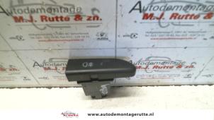 Usados Interruptor luz antiniebla Hyundai Atos 1.0 12V Prime Precio de solicitud ofrecido por Autodemontage M.J. Rutte B.V.