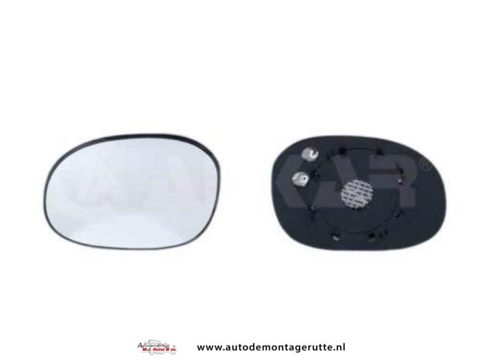 Nowe Szyba lusterka lewego Citroen C3 Cena € 12,50 Z VAT oferowane przez Autodemontage M.J. Rutte B.V.
