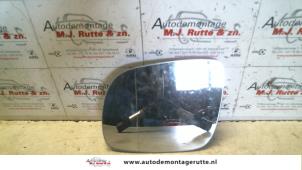 Used Mirror glass, left Seat Arosa (6H1) 1.0 MPi Price on request offered by Autodemontage M.J. Rutte B.V.