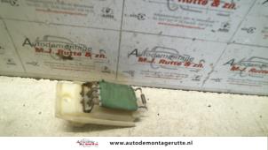 Used Heater resistor Ford Mondeo III Wagon 1.8 16V Price on request offered by Autodemontage M.J. Rutte B.V.