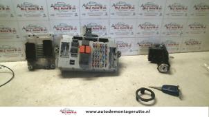 Used Ignition lock + key Fiat Punto II (188) Price on request offered by Autodemontage M.J. Rutte B.V.