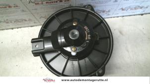 Usagé Moteur de ventilation chauffage Toyota Yaris Verso (P2) 1.3 16V Prix sur demande proposé par Autodemontage M.J. Rutte B.V.