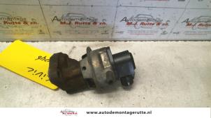 Used EGR valve Honda Civic Aerodeck (MB/MC) 1.5i VTEC-E II 16V Price € 50,00 Margin scheme offered by Autodemontage M.J. Rutte B.V.
