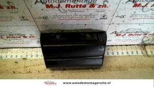 Used Multi-functional window switch Citroen Saxo 1.1i X,SX Price on request offered by Autodemontage M.J. Rutte B.V.