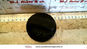Used Fuel cap Mercedes Vito (638.1/2) 2.0 113 16V Price on request offered by Autodemontage M.J. Rutte B.V.
