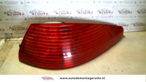 Used Taillight, right Peugeot 607 (9D/U) 2.2 16V Price on request offered by Autodemontage M.J. Rutte B.V.