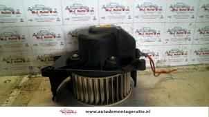 Used Heating and ventilation fan motor Opel Omega B (25/26/27) 2.2 16V Price on request offered by Autodemontage M.J. Rutte B.V.
