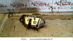 Used Tailgate lock mechanism Nissan Micra (K11) 1.4 16V Price on request offered by Autodemontage M.J. Rutte B.V.