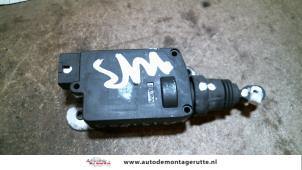 Used Central locking motor Hyundai Atos 1.1 12V Price on request offered by Autodemontage M.J. Rutte B.V.