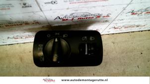 Usados Interruptor de luz Seat Ibiza II Facelift (6K1) 1.4 16V Precio de solicitud ofrecido por Autodemontage M.J. Rutte B.V.