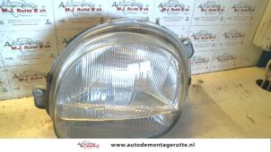 Used Headlight, left Renault Twingo (C06) 1.2 Price on request offered by Autodemontage M.J. Rutte B.V.