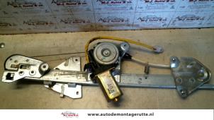 Used Window mechanism 4-door, front right Mazda 626 (GF14) 1.8i 16V Price on request offered by Autodemontage M.J. Rutte B.V.