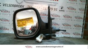 Gebrauchte Außenspiegel links Citroen Berlingo 1.4 X,SX Preis auf Anfrage angeboten von Autodemontage M.J. Rutte B.V.