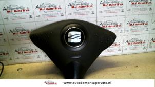 Used Left airbag (steering wheel) Seat Arosa (6H1) 1.4 MPi Price on request offered by Autodemontage M.J. Rutte B.V.