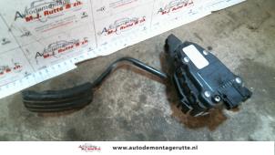 Used Accelerator pedal Nissan Primastar 1.9 dCi 80 Price on request offered by Autodemontage M.J. Rutte B.V.