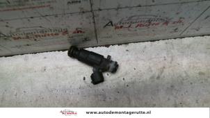 Used Injector (petrol injection) Hyundai Matrix 1.6 16V Price on request offered by Autodemontage M.J. Rutte B.V.