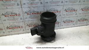 Used Airflow meter Mercedes C Combi (S202) 2.2 C-220 CDI 16V Price on request offered by Autodemontage M.J. Rutte B.V.
