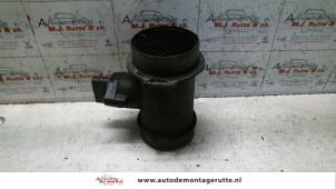 Used Airflow meter Mercedes C (W202) 2.2 C-200 CDI 16V Price on request offered by Autodemontage M.J. Rutte B.V.