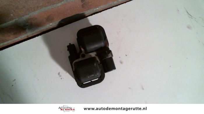Gebrauchte Zündspule Mercedes C Combi (S202) 2.4 C240T V6 18V Preis auf Anfrage angeboten von Autodemontage M.J. Rutte B.V.