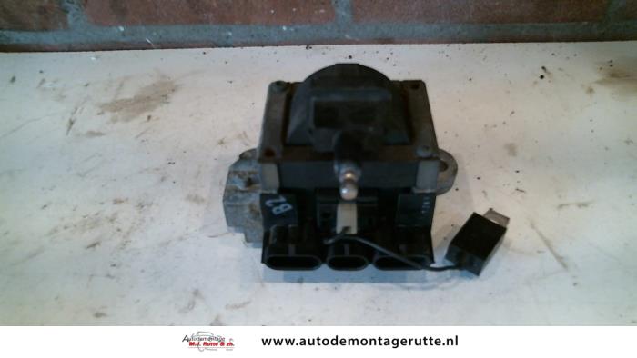 Gebrauchte Zündspule Volvo 440 1.7 GLE,GLTi Preis auf Anfrage angeboten von Autodemontage M.J. Rutte B.V.