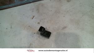Used Electric window switch Alfa Romeo 156 (932) 1.6 Twin Spark 16V Price on request offered by Autodemontage M.J. Rutte B.V.