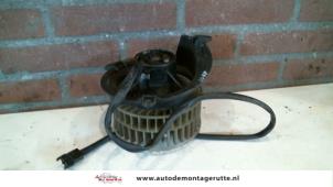 Used Heating and ventilation fan motor Mercedes 190 (W201) 2.0 Price on request offered by Autodemontage M.J. Rutte B.V.