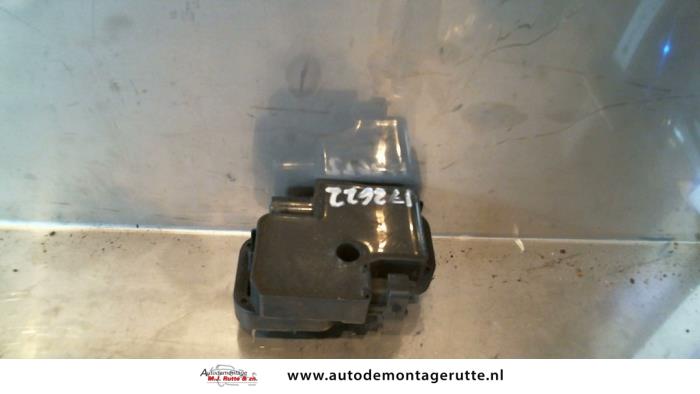 Usagé Bobine Mercedes E (W210) 2.4 E-240 V6 18V Prix sur demande proposé par Autodemontage M.J. Rutte B.V.